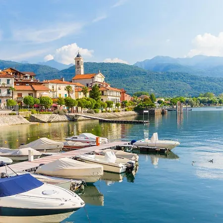 I Tetti Di 300mt From * Stresa